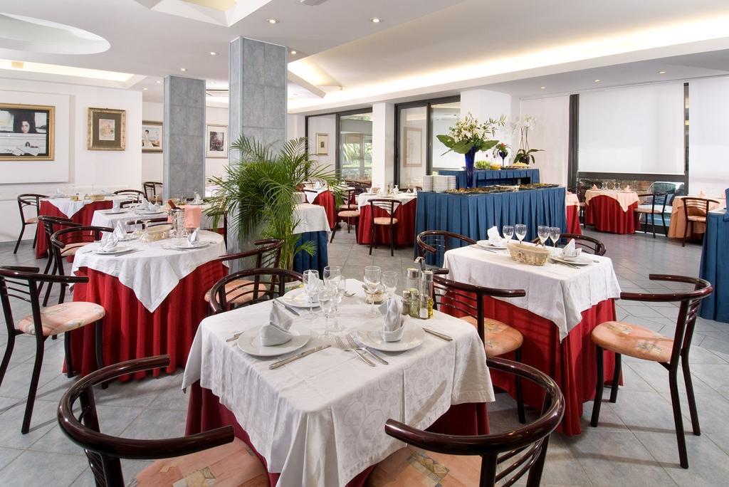 Hotel Clipper Giulianova Exterior photo